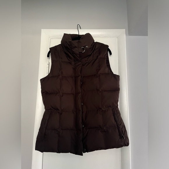 Eddie Bauer Goose Down Insulated Puffer Vest Outdoor Layering Brown Medium - Picture 2 of 9